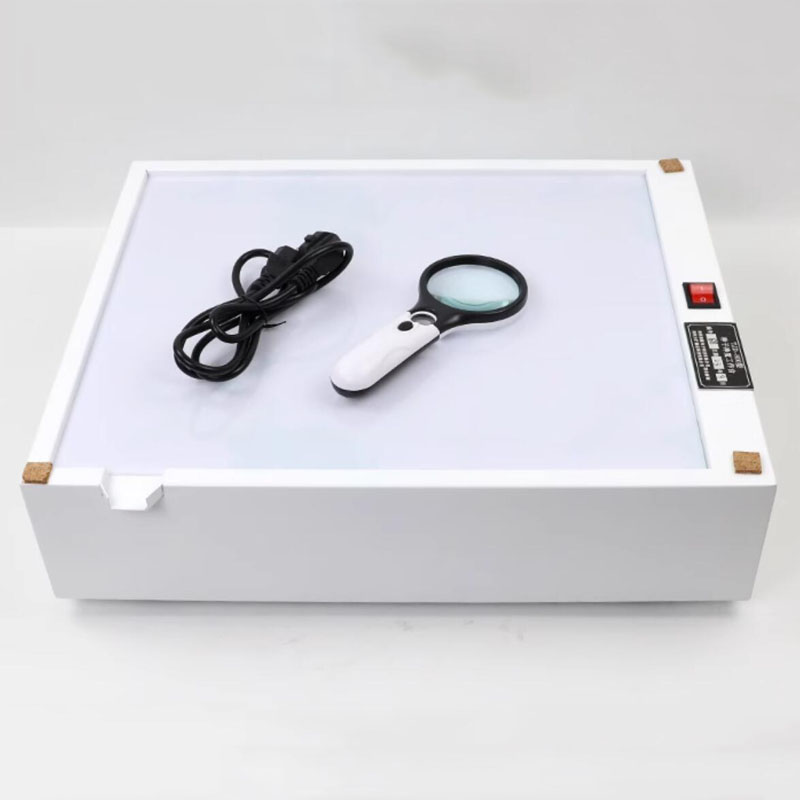 Checklist Power Tools - 확대 및 LED 조명이 있는 시리얼